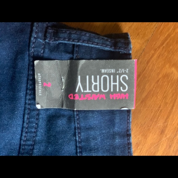 NWT HIGH WAISTED DENIM SHORTS- Aeropostale - Picture 3 of 4